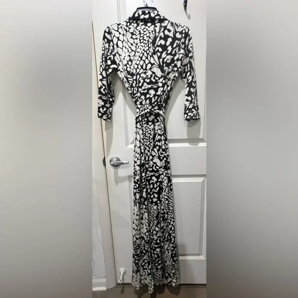 Diane Von Furstenberg Abigail Wrap Dress - Picture 3 of 10